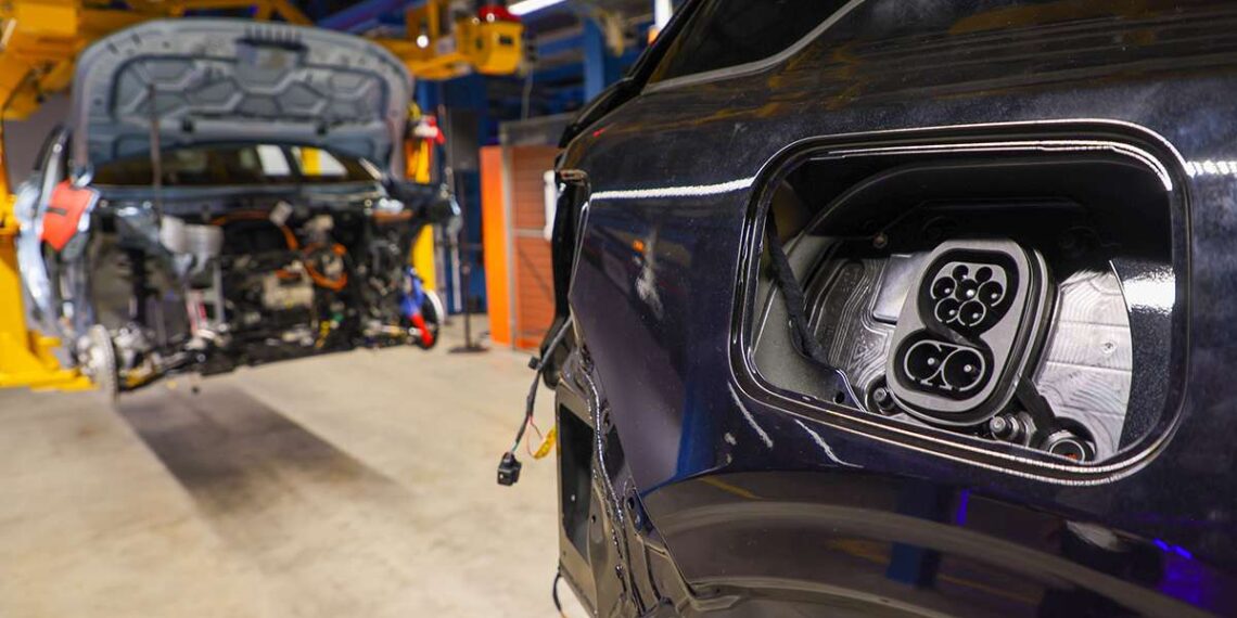 Ford ruošia šoką rinkai: pigesnis nei 30 tūkst. eurų elektromobilis su gerokai mažesne baterija