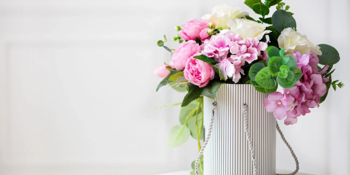 Gėlių kalba: sužinok, kokią šokiruojančią tiesą apie tave išduoda dovanota puokštė