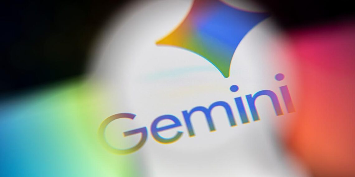 „Google“ pristato naujas „Android“ dirbtinio intelekto funkcijas: jos pasieks „Galaxy S26“ ir „Pixel 10“