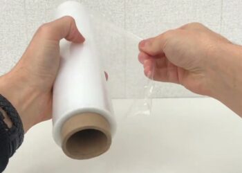 Kodėl verta laikyti maistinę plėvelę šaldiklyje? Paprastas paaiškinimas