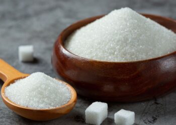 Gydytoja perspėja: šis kasdienis įprotis su cukrumi gali rimtai pakenkti sveikatai