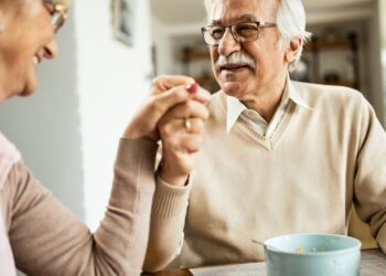 Gydytojai atkreipė dėmesį: ši košė gali būti naudinga ilgaamžiškumui