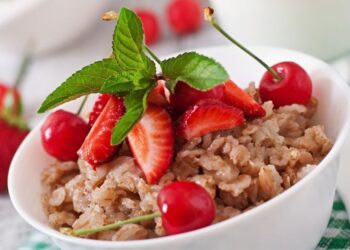 Specialistai atkreipė dėmesį į paprastą košę: ji gali būti naudinga kepenims