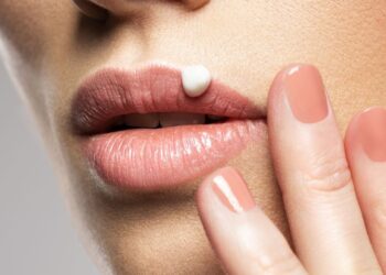 Kas išprovokuoja herpeso atsinaujinimą? Medikai įvardijo dažnas klaidas