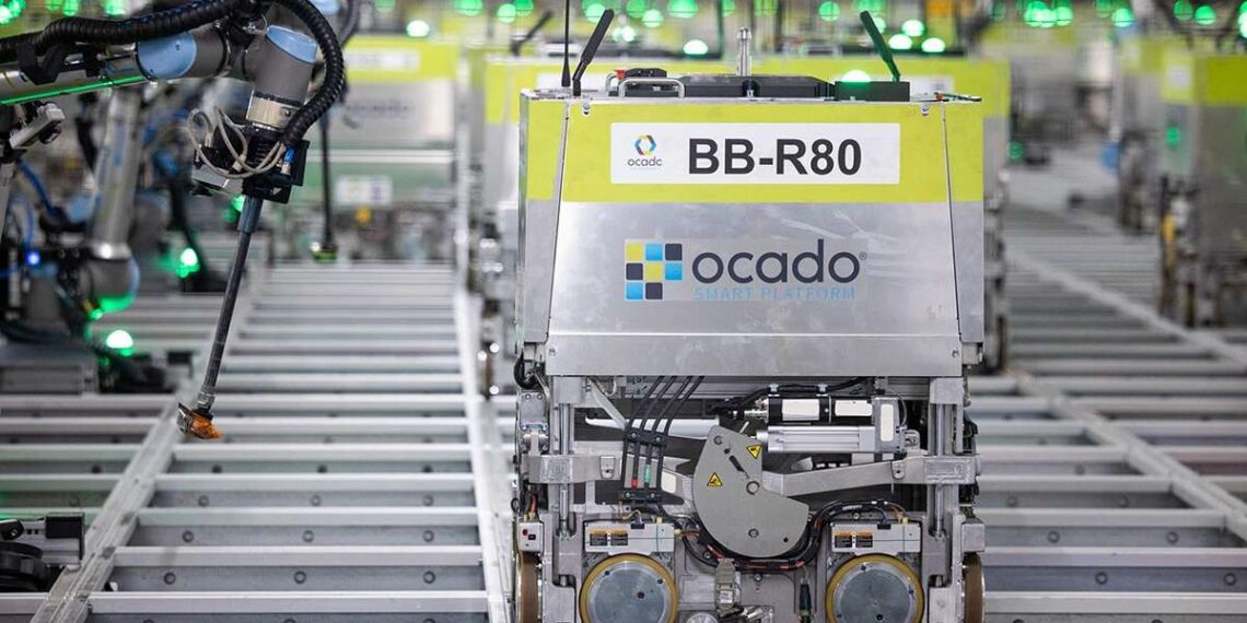 Iki 1000 darbuotojų gali netekti darbo? „Ocado“ skelbia plataus masto taupymo planą