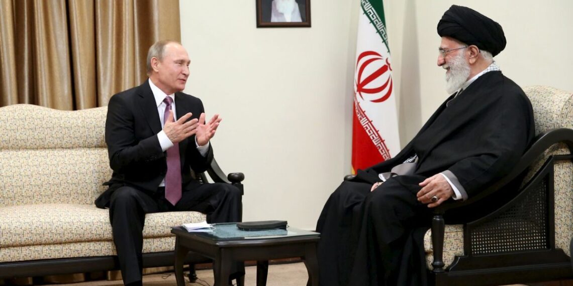 Artimuosiuose Rytuose auga įtampa: Iranas imasi karinių veiksmų