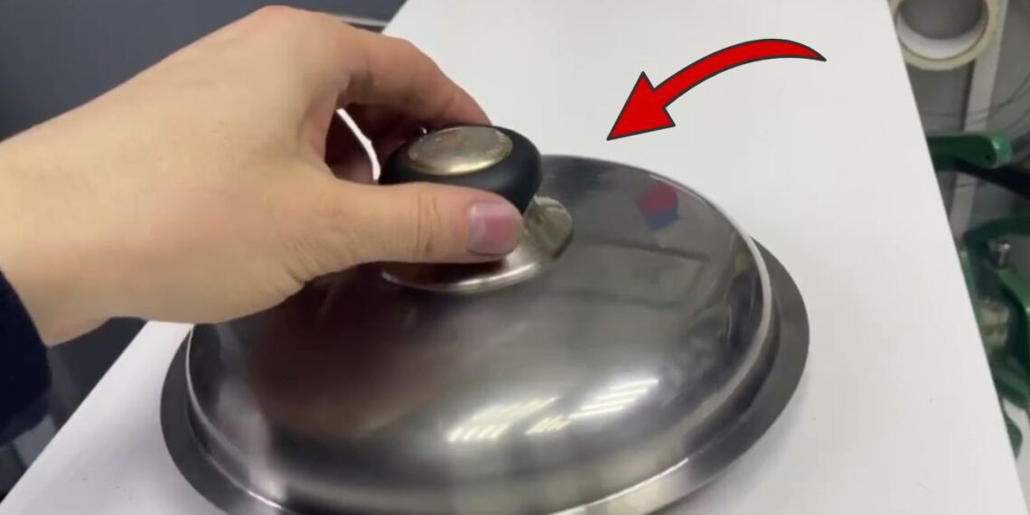Išbandė 4 skirtingus puodų dangčius: su vienu vanduo užverda stulbinamai greitai net ant silpnos ugnies