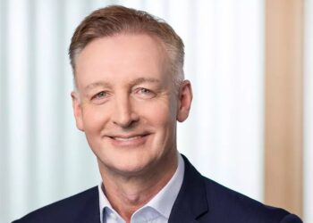 „Hannover Rück“ po rekordinio pelno susidūrė su akcijų kainų kritimu