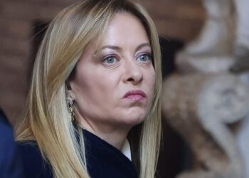 Meloni ir Macrono politinės pozicijos atskleidžia pokyčius Europos dešiniųjų stovykloje