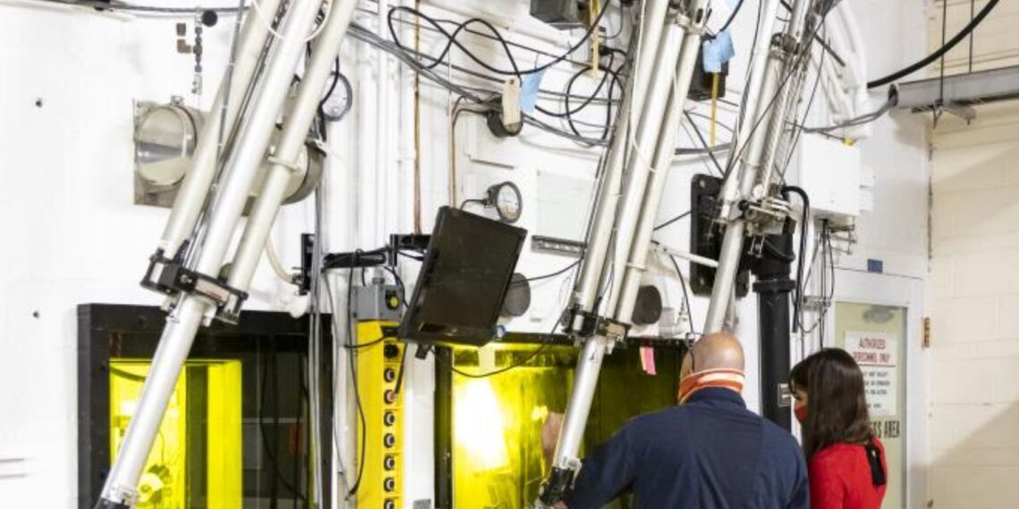 JAV mokslininkai pristatė tekantį branduolinį kurą: ar tai nauja energetikos era?