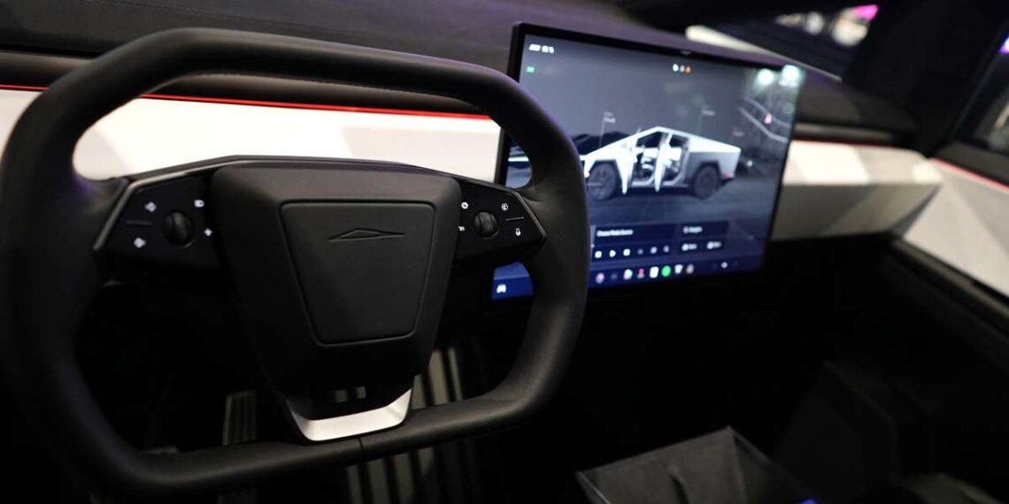 Kalifornija atsitraukė: „Tesla“ išsaugo prekybą nepaisant kaltinimų dėl klaidinančios „Autopilot“ reklamos