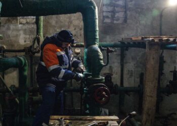 Nauja įtampa Rytų Europoje: Vengrijos ir Slovakijos veiksmai supykdė Kijevą