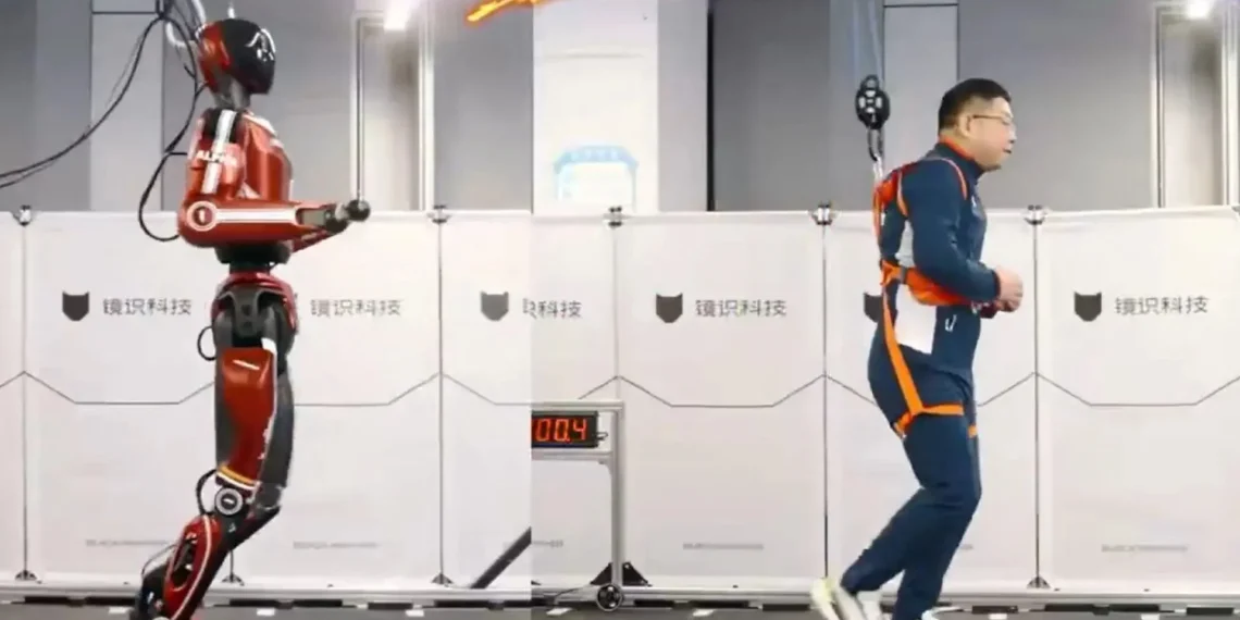 Kinai pristatė greičiausią pasaulyje humanoidą: bėga net 10 m/s, lenkia olimpinius sprinterius
