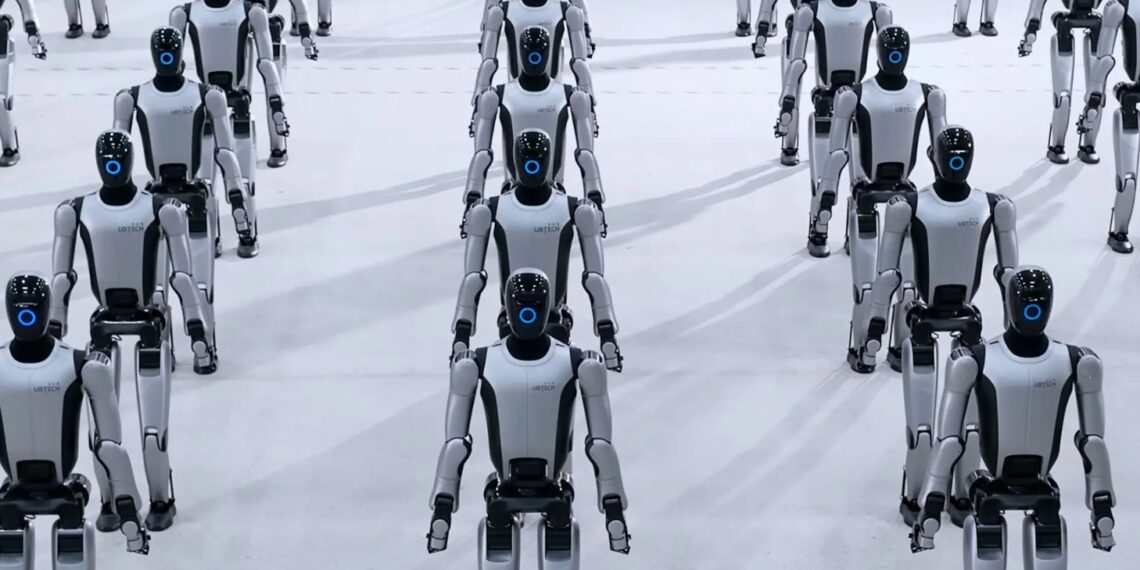 Kinija kuria humanoidų armiją: ar Pekinas siekia dominuoti dirbtinio intelekto eroje?