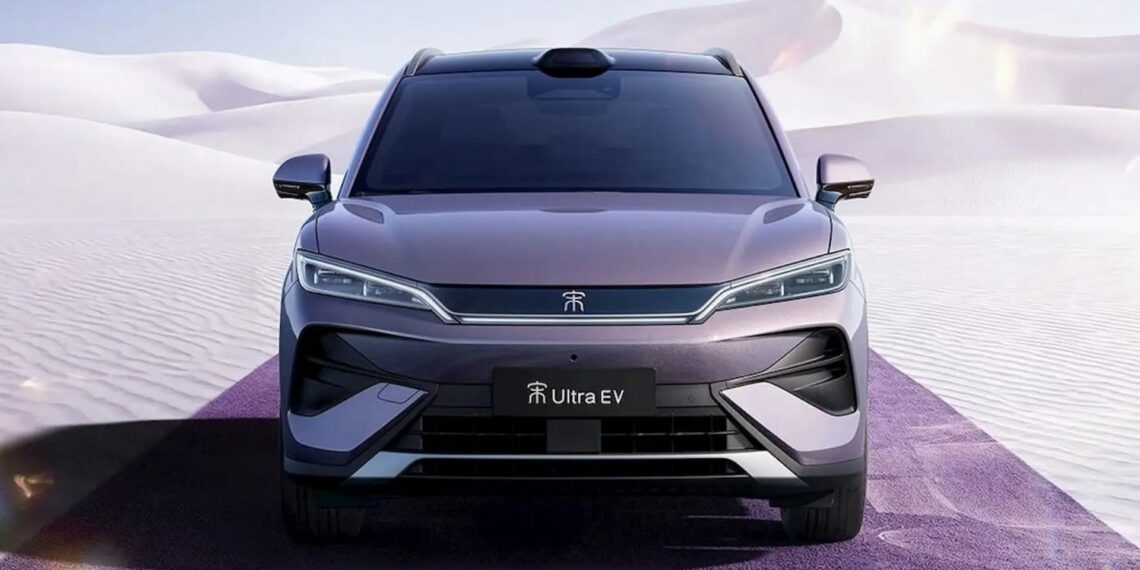 Pigus, bet galingas: naujas kiniškas elektrinis SUV stebina galimybėmis