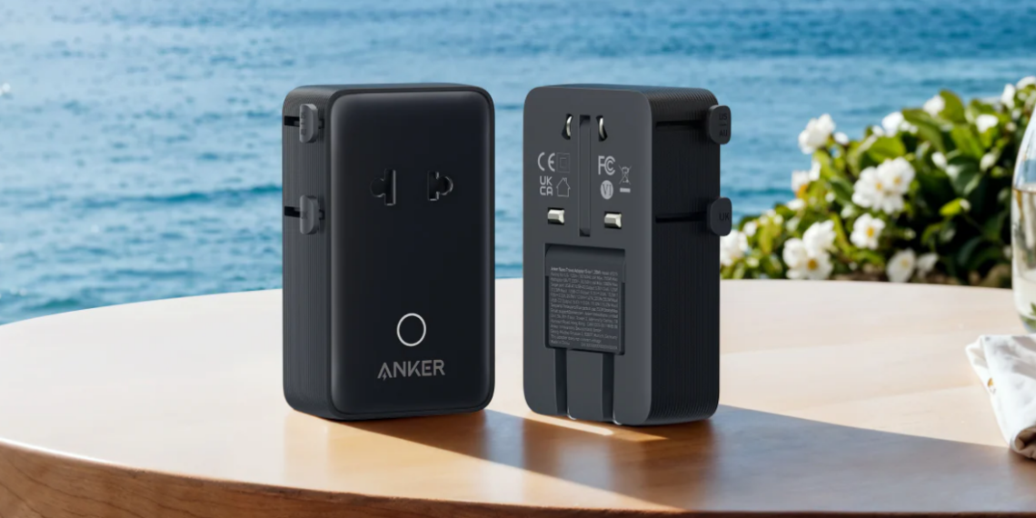 Mažas, bet galingas: „Anker“ parodė 5-in-1 kelioninį adapterį su 20 W USB-C