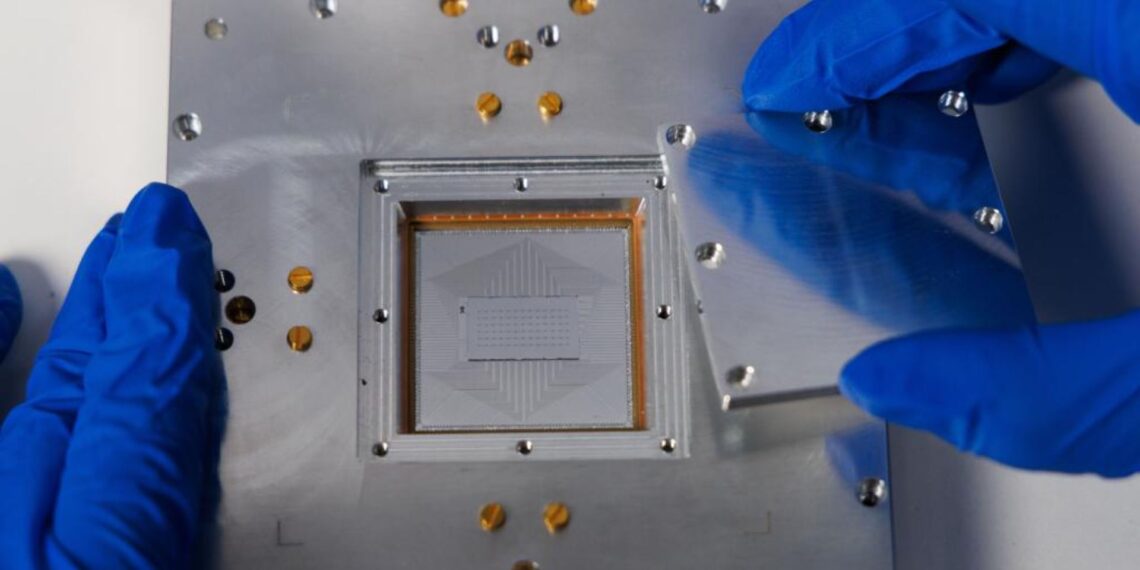 Kinija skelbia proveržį kvantinėse technologijose: 78 kubitų procesorius gali pakeisti skaičiavimų ateitį