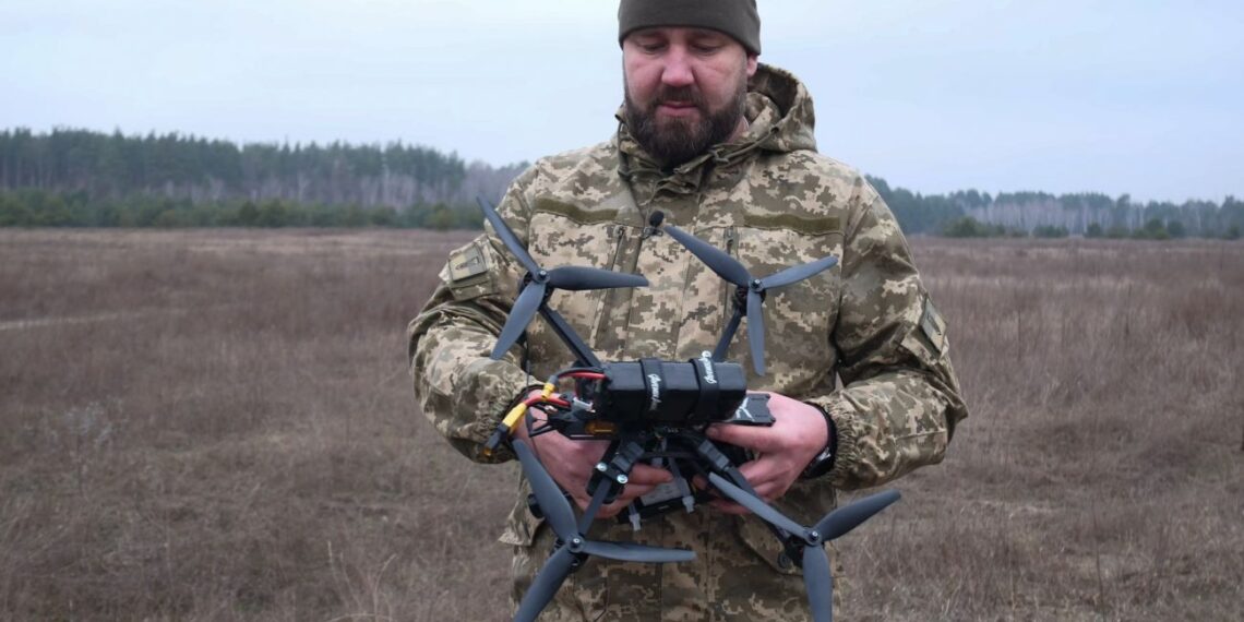 Kodėl ukrainietiški dronai nebijo stingdančio šalčio: atskleista slaptas dronų šarvas