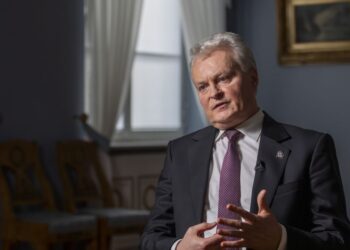 Kreipėsi medikai: kas nutiko namuose susižalojusiam prezidentui Gitanui Nausėdai?