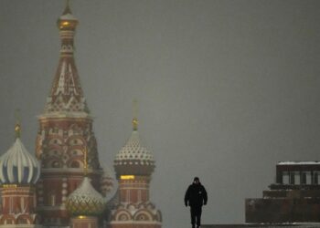 Kremlius perka nekilnojamąjį turtą šalia NATO bazių: Europoje atskleista slapta schema