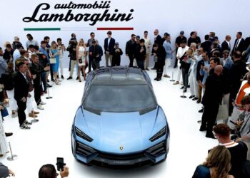 „Lamborghini“ atsisako elektrinio superautomobilio: štai kas iš tiesų vyksta rinkoje