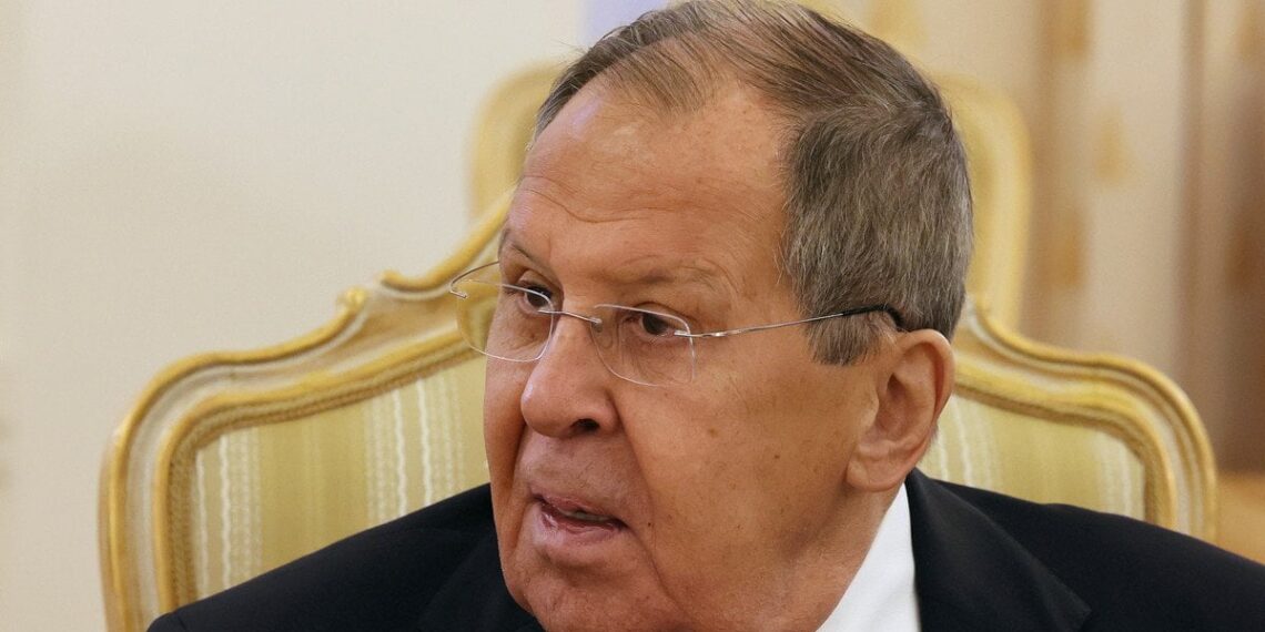 Lavrovas įspėja Europą dėl galimo „pilnaverčio karinio atsako“