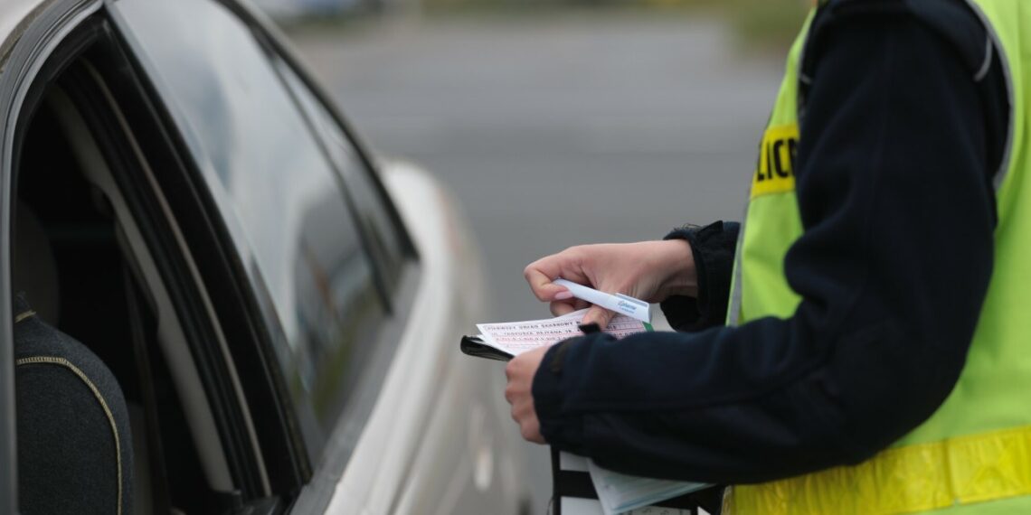 Lenkas viršijo greitį vos 17 km/val. ir gavo 5 mėnesius kalėjimo: nauji įstatymai šokiruoja vairuotojus