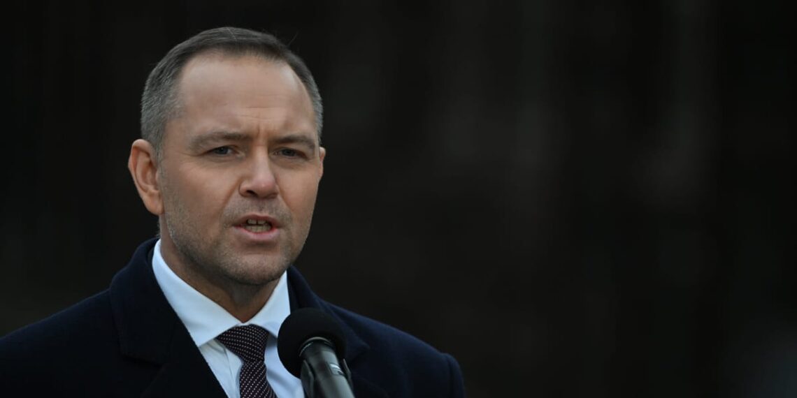 Lenkija kelia branduolinio skydo klausimą: ekspertas ragina ruoštis