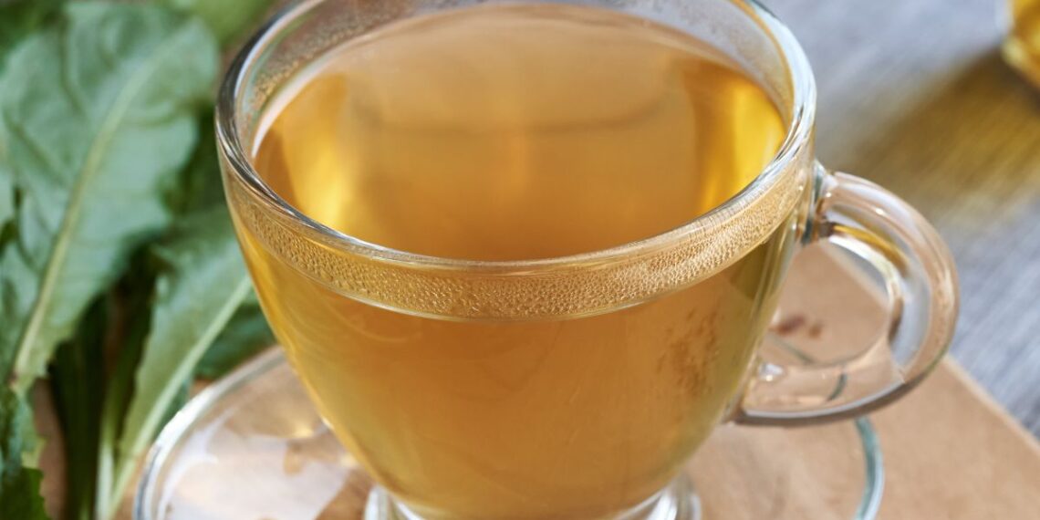 Sudirgęs skrandis ir skausmai? Gydytojai pataria išbandyti šį gėrimą vietoj arbatos