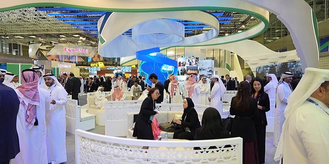 Doha: pasaulio energetikos gigantų bosai slapta perbraižo dujų rinkos žemėlapį