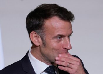 Macronas siunčia griežtą signalą: Europa turi penkerius metus pokyčiams