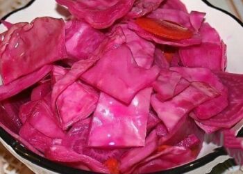 Marinuota kopūstų ir burokėlių bomba rudeniui: šis traškus receptas dingsta nuo stalo akimirksniu