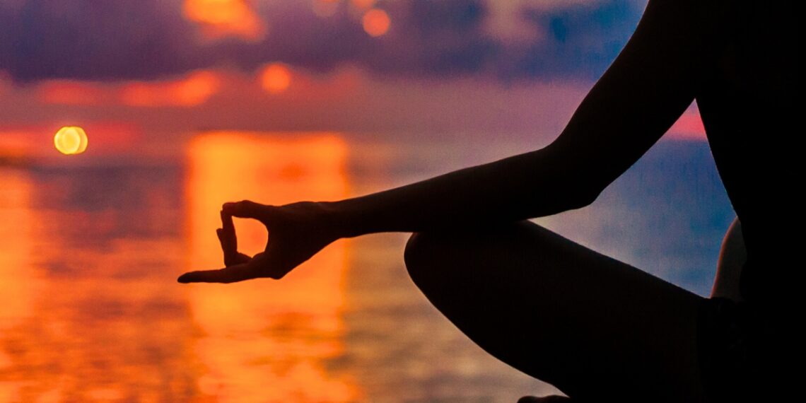 Tamsioji meditacijos pusė: psichologai atskleidė, apie ką retai kalbama