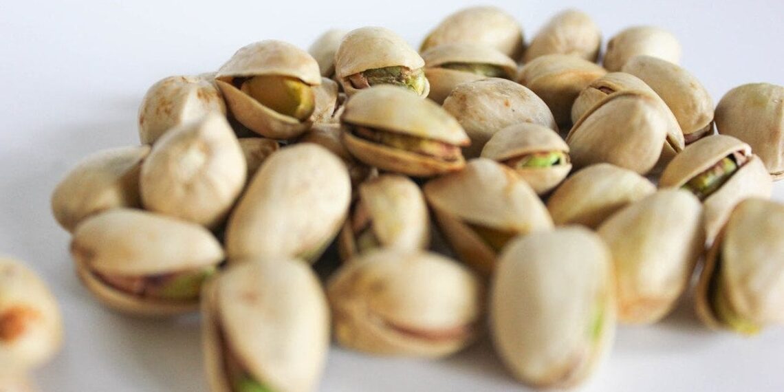 Negalite užmigti? Šie vakare vartojami produktai gali būti kaltininkai