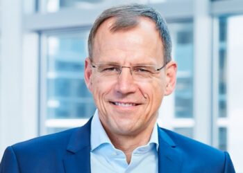 Kontrastas stebina: gaisrai JAV, bet „Talanx“ rezultatai gerėja