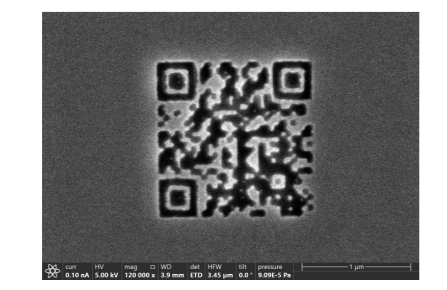 Mokslininkai sukūrė už bakteriją mažesnį QR kodą, matomą tik per supermikroskopą