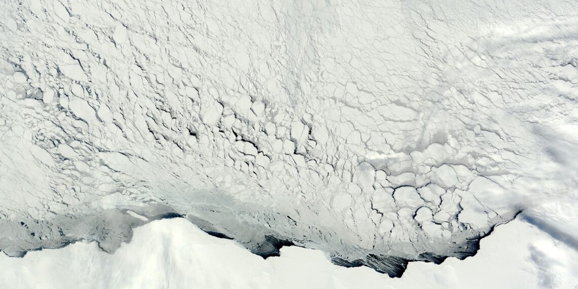 Mokslininkai sunerimę: Antarktidoje aptiktas „gravitacinis pragaras“