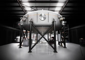 Mokslininkai šokiruoti: levituojantis magnetas įkalino milijono laipsnių plazmą – energetikos proveržis