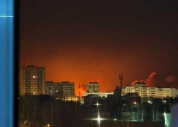 Naktinis dronų smūgis Kaleykino naftos stočiai Tatarstane: sprogimai, gaisrai ir chaosas