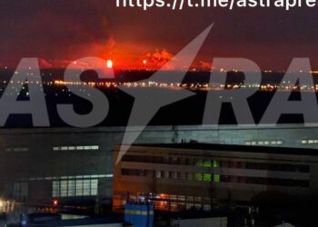 Naktis Volgograde virto pragaru: „Lukoil“ gamyklą sudrebino sprogimai