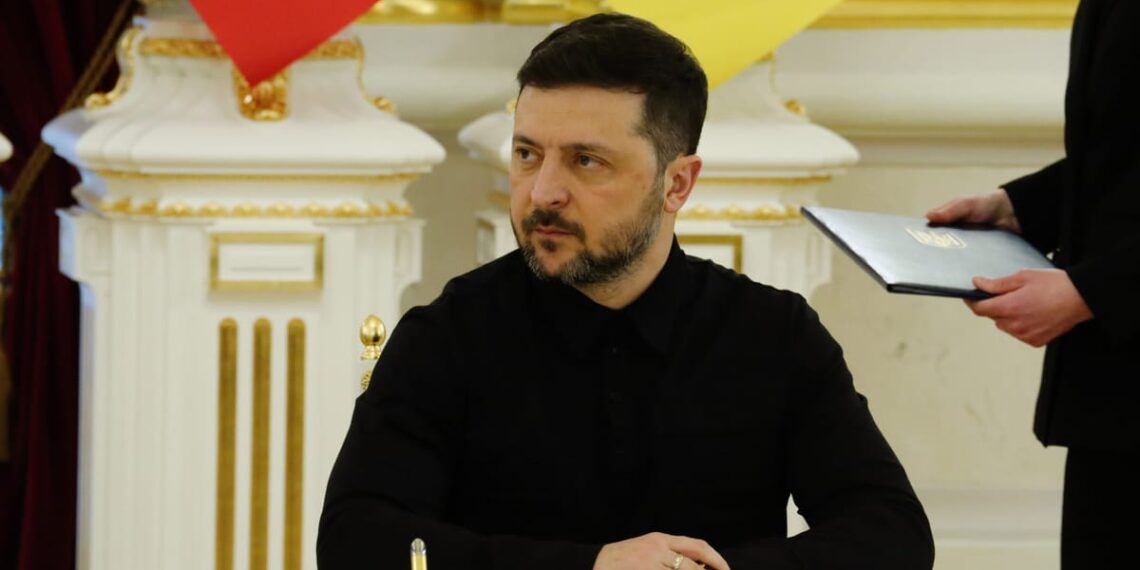 Naktinis viražas fronte: Rusija ir Ukraina netikėtai susitarė dėl karo belaisvių mainų