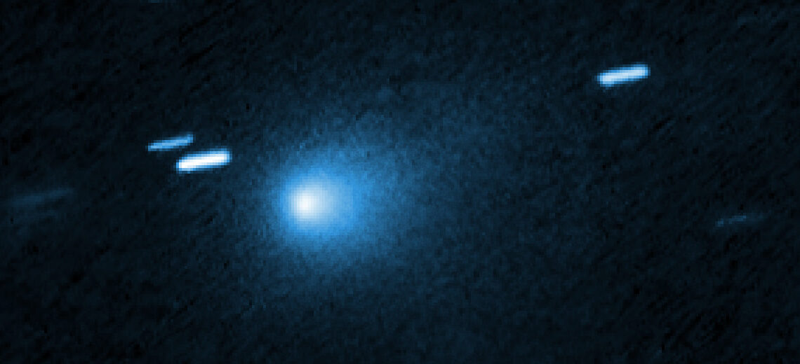 NASA nustebino atradimas: Hablo teleskopas užfiksavo tris simetriškus kosminius čiurkšlių srautus