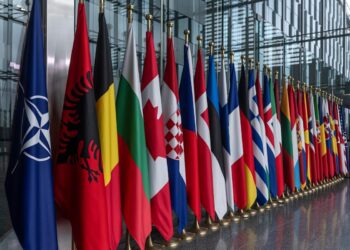 NATO leidžia naudoti „iPhone“ ir „iPad“ slaptai informacijai: ką tai reiškia vartotojams?