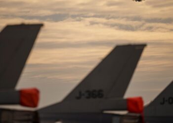 Griežtas įspėjimas Maskvai: NATO scenarijuje – smūgiai giliai už fronto linijos