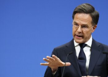 NATO siunčia signalą Maskvai: Rutte atskleidė derybų užkulisius