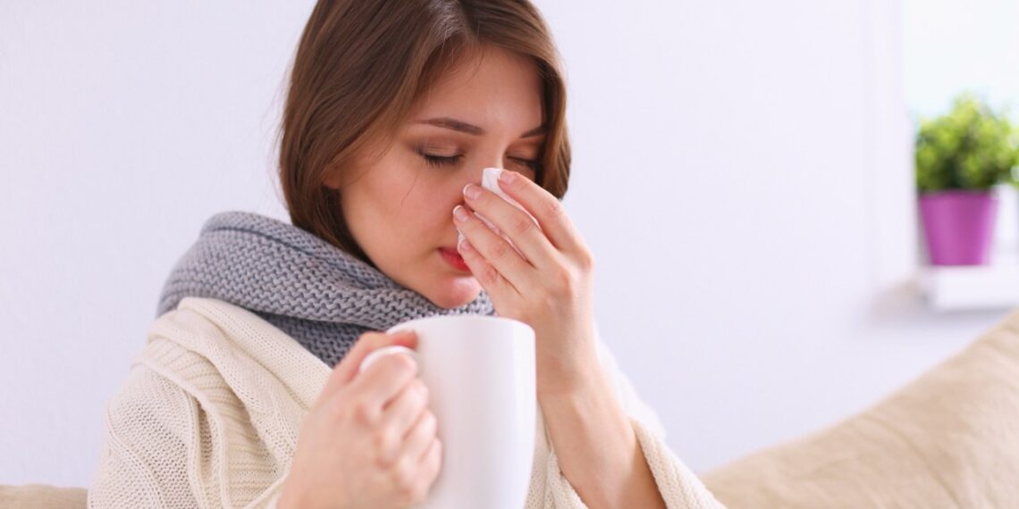 Naujas atradimas pribloškė medikus: paprastas peršalimas gali slėpti mirtiną pavojų plaučiams