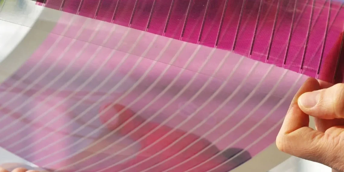 Proveržis saulės energetikoje: naujas priedas leidžia išlaikyti net 93 % galios