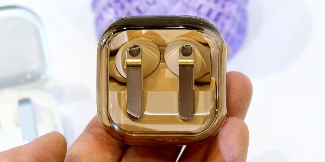 Naujieji „Galaxy Buds 4“ nustebino ekspertus: patobulintas garsas, ANC ir papildomos funkcijos