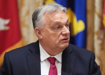 Orbanas po smūgių Iranui ragina atnaujinti rusiškos naftos tranzitą per Ukrainą