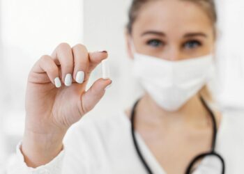 Paprasta, bet ignoruojama priemonė prieš COVID: medikai stebisi, kodėl jos vengiate